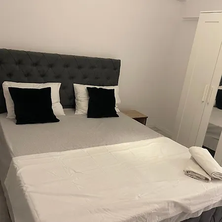 Piata Mihail Kogalniceanu Nr 8 Βουκουρέστι