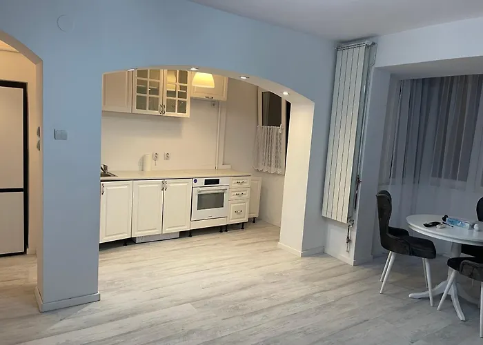 Piața Mihail Kogălniceanu Nr 8